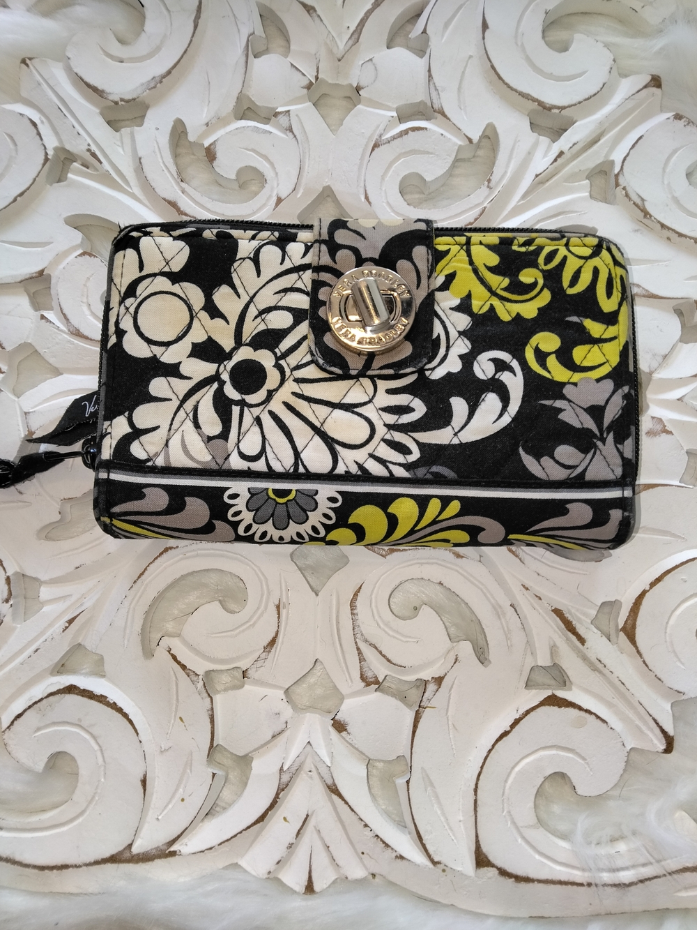 Vera Bradley Black White and Lime Quilted Floral Wallet with Turn-Lock